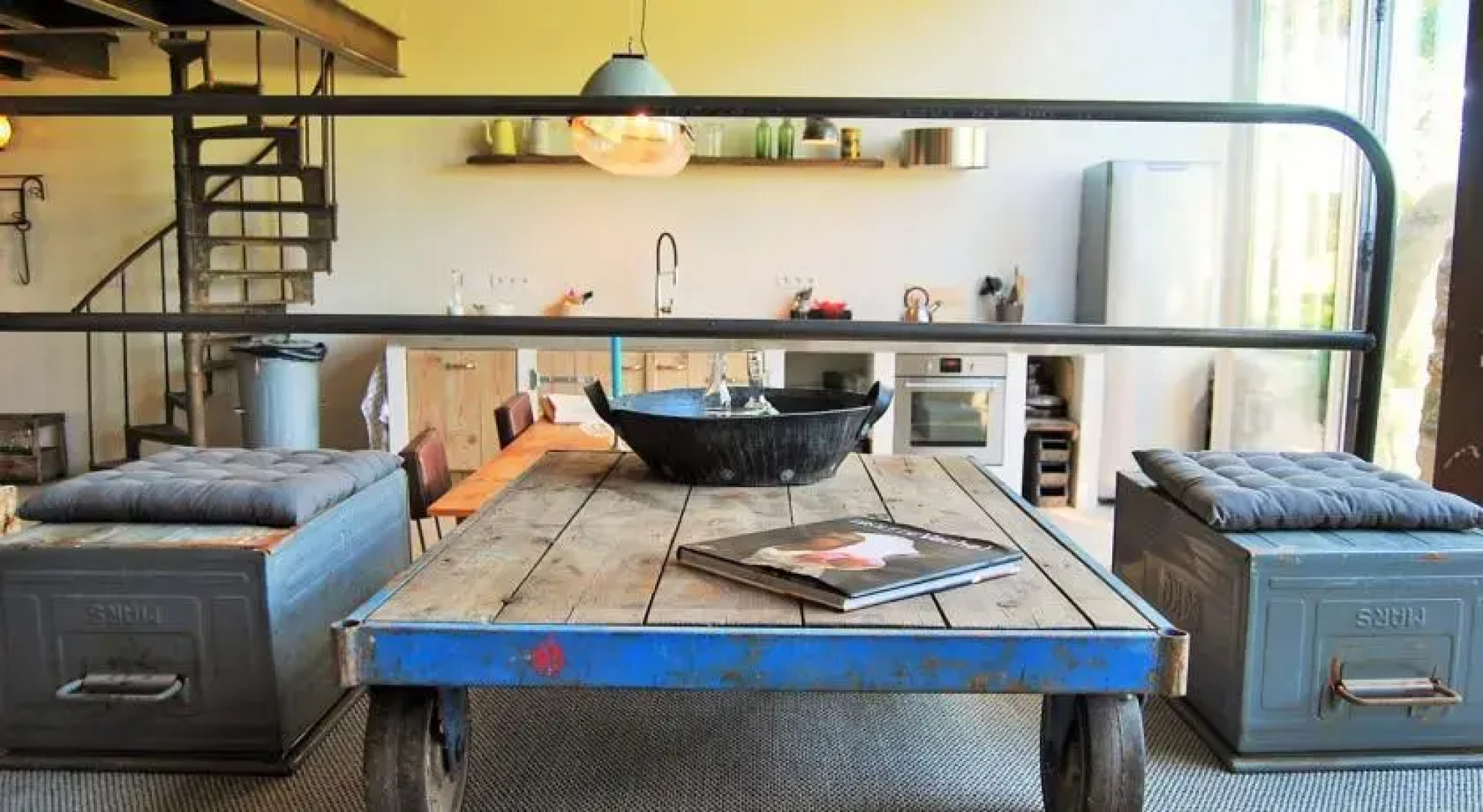 Bassiviere Barn Chic