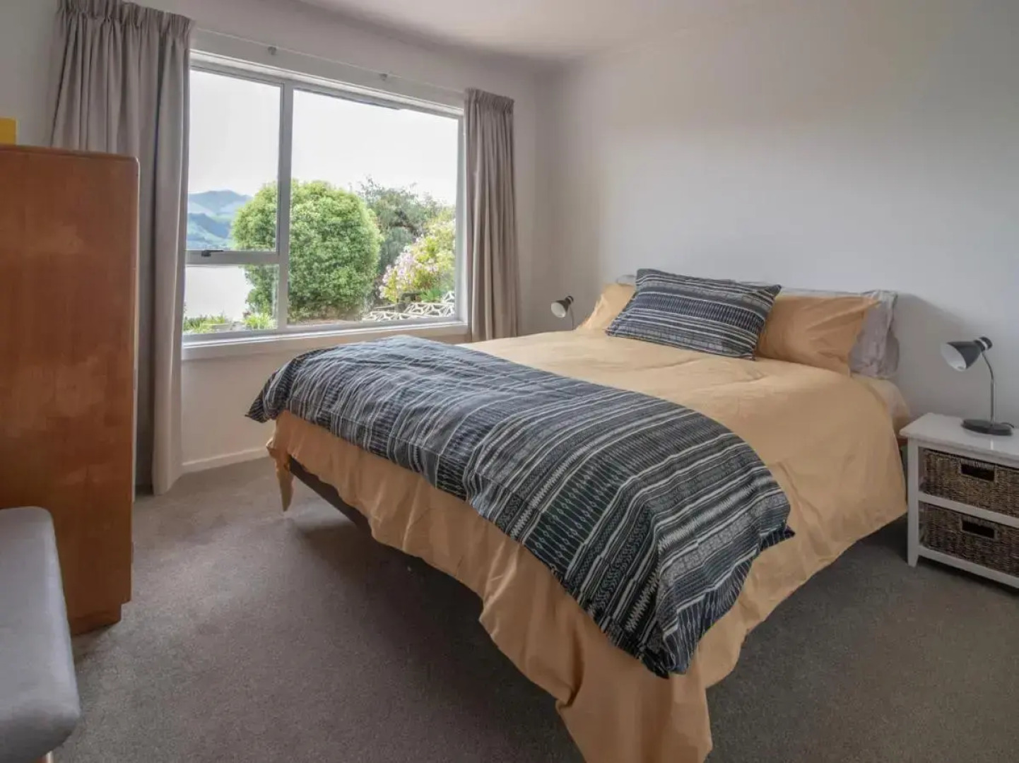 Kingfisher's Perch - Takamatua Holiday Home