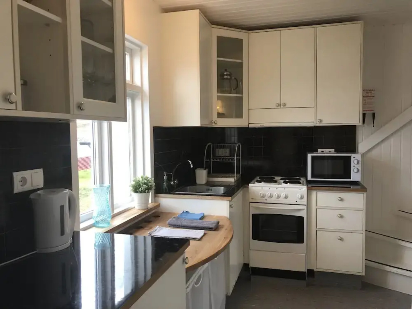 Vellir Grenivik a home with a view