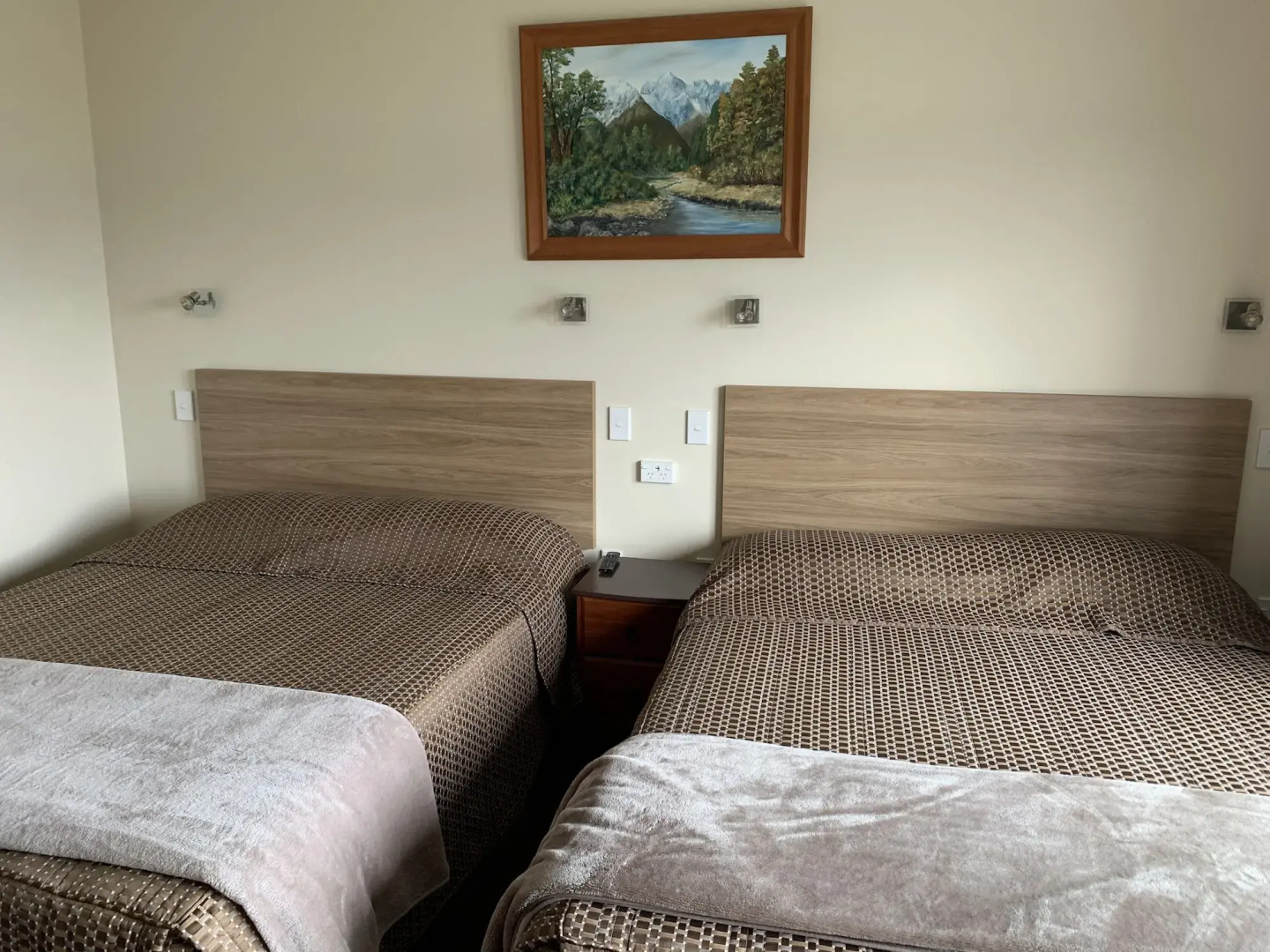 Te Anau Manapouri Lake Hotel
