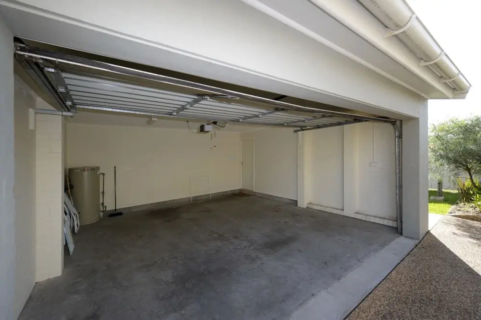 Sandcastles Unit 9 - Fingal Bay