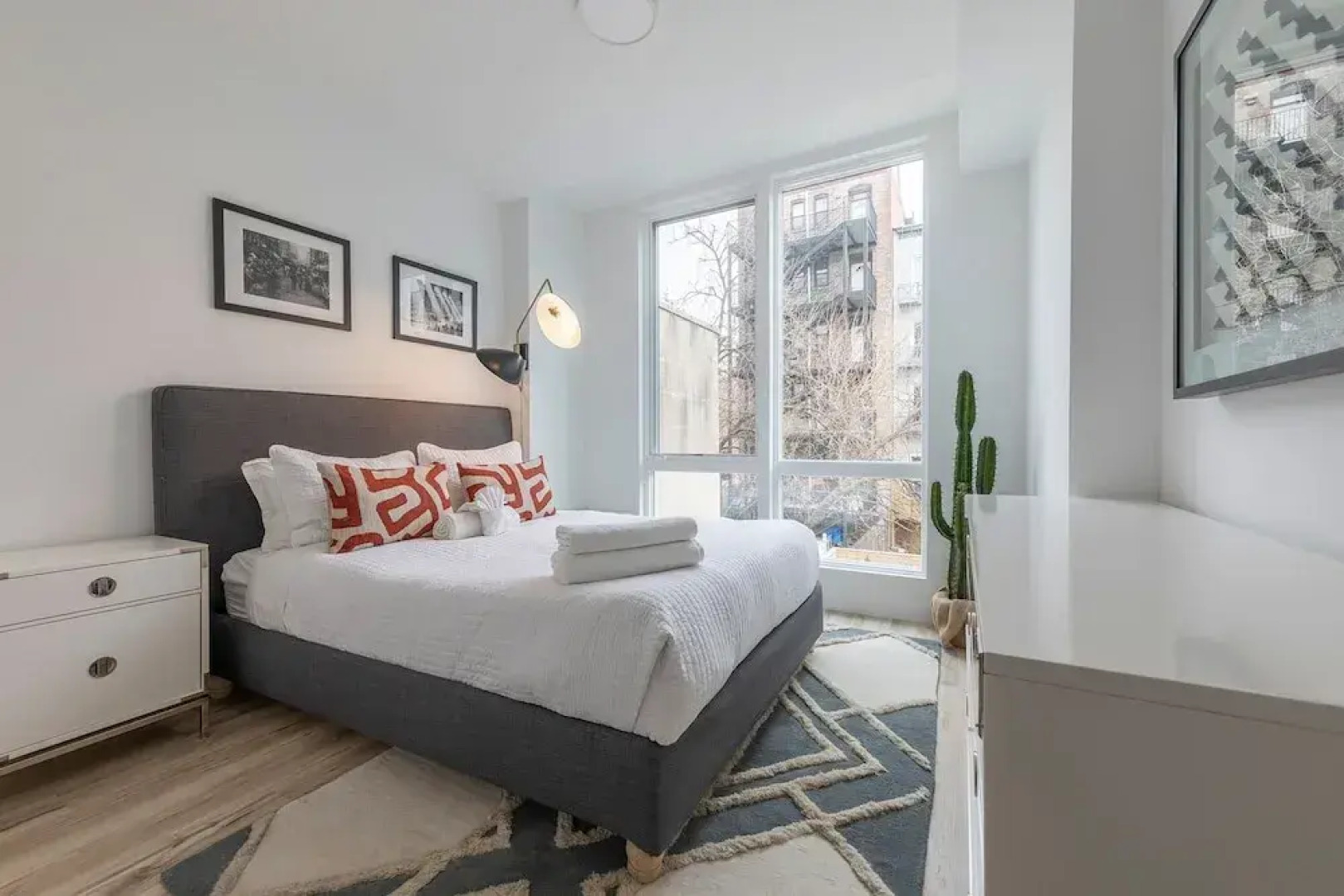 Sun-drenched 3BR Loft With Outdoor Space Near NYC