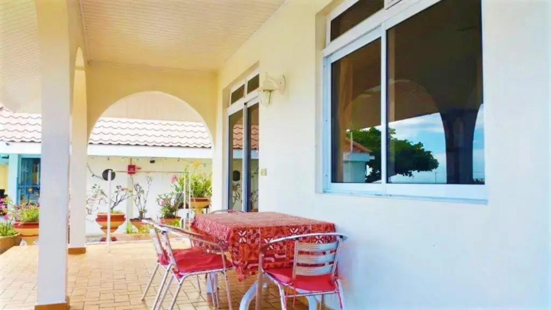 Tahiti - Studio Tiamao Mara Pool View