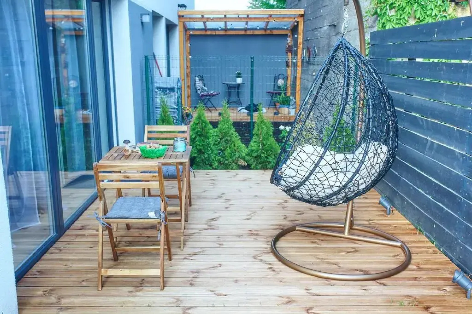 Hubertus & New Modern Apartment with Terrace