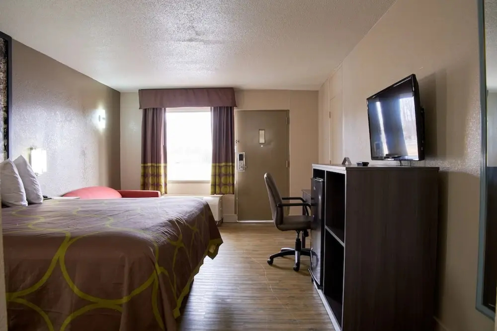 Super 8 Roanoke Rapids