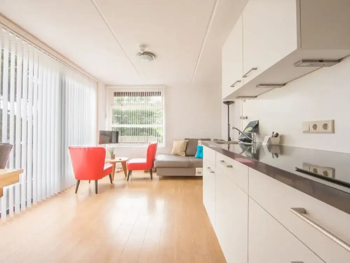 Cozy Apartment With a Combi Microwave on Schiermonnikoog