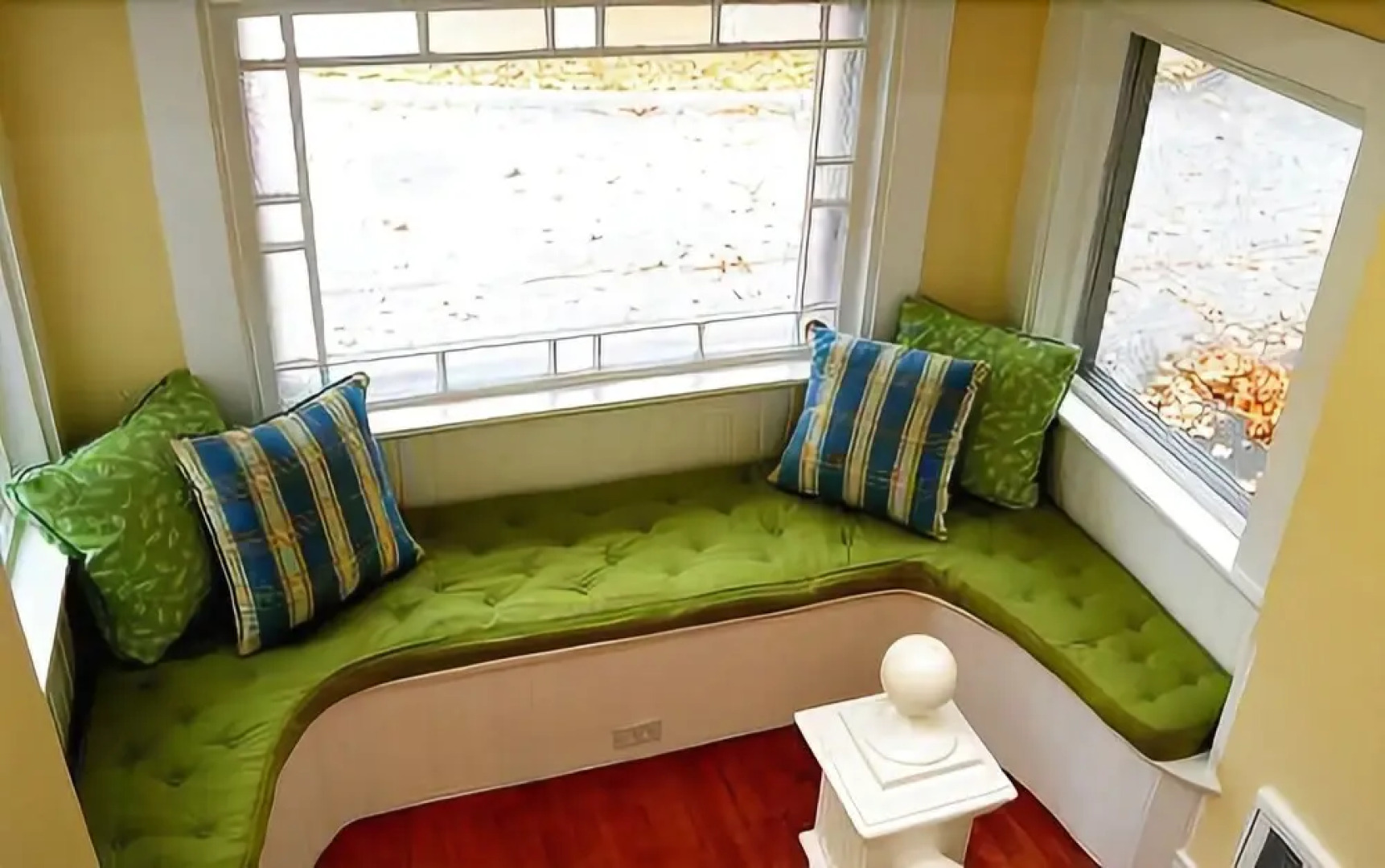 Sealight - Six Bedroom Home