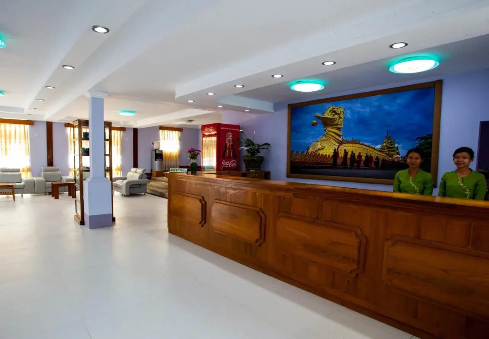 The Floral Breeze Wun Zin Hotel