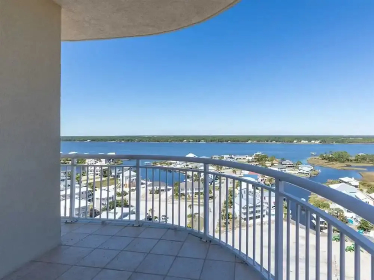 Oceania 13 by Meyer Vacation Rentals