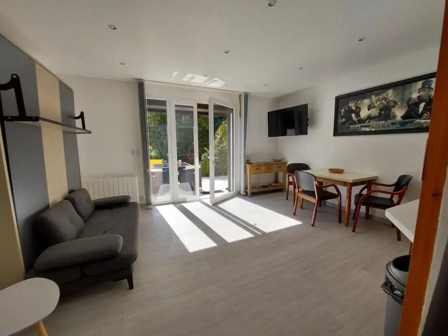 Rare, cosy studio terrasse au coeur de St-Jorioz