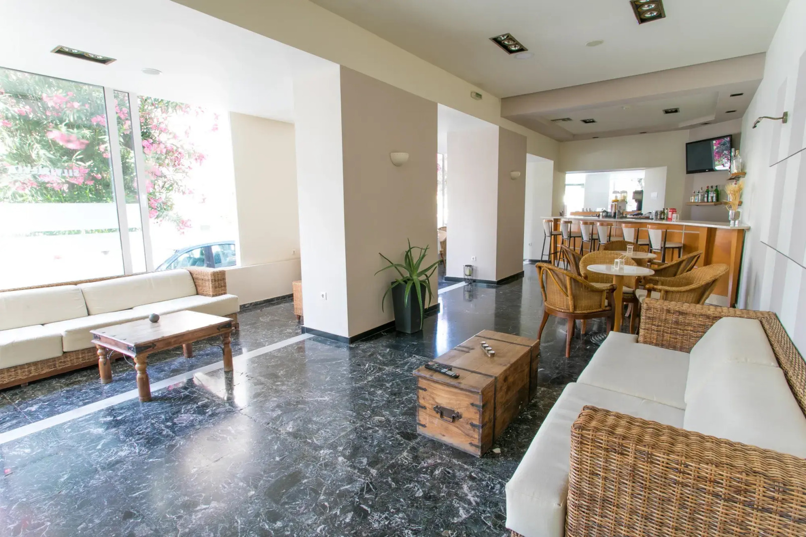 City Plus Rhodes Hotel