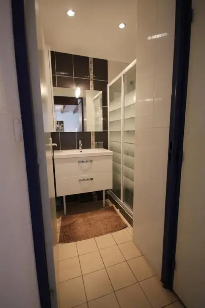 Belle villa 5 couchages a 100 m de la plage 1 chambre 1 grande mezzanine terrasse ombragée parking dans résidence sécurisée LRVM66