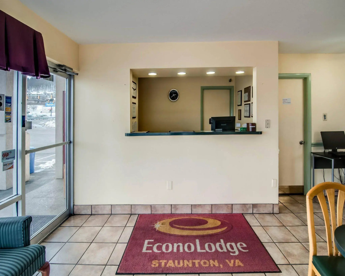 Econo Lodge East Staunton