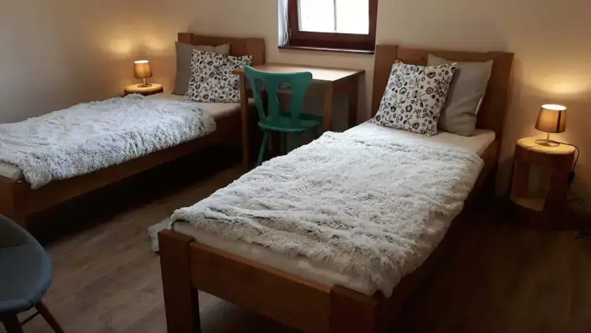 Zacler Kza280-ve in Prkennydul