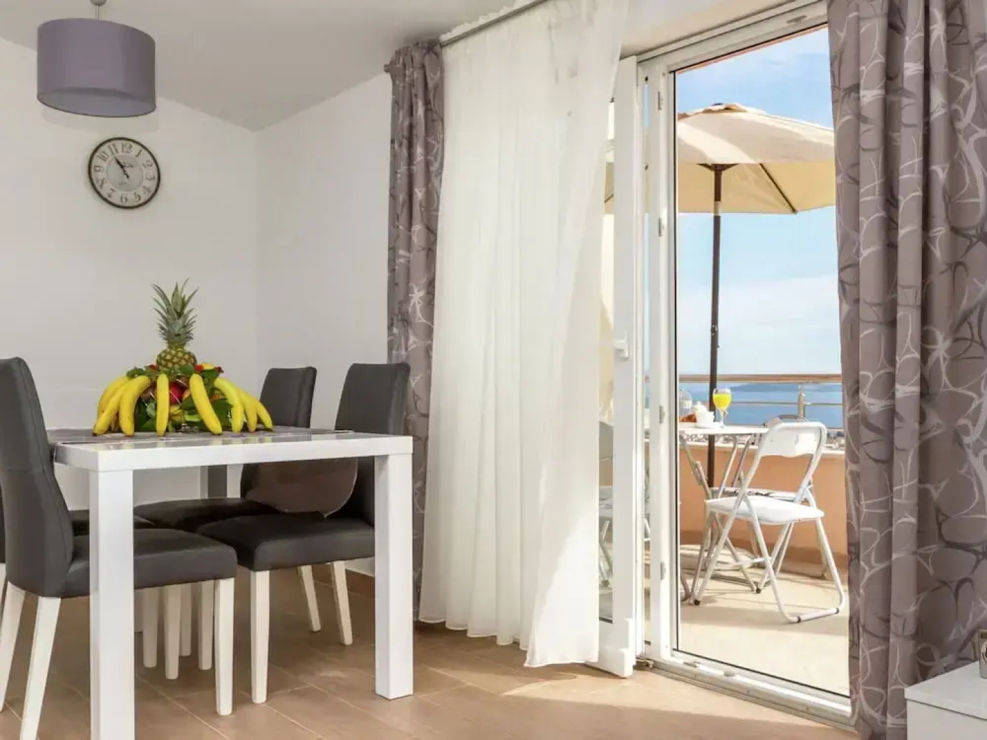 Beautiful Apartment in Between Split and Trogir