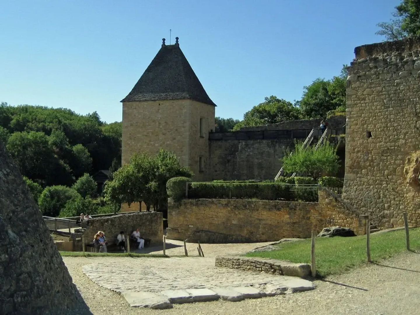 Secluded holiday home with a dishwasher, not far from Sarlat