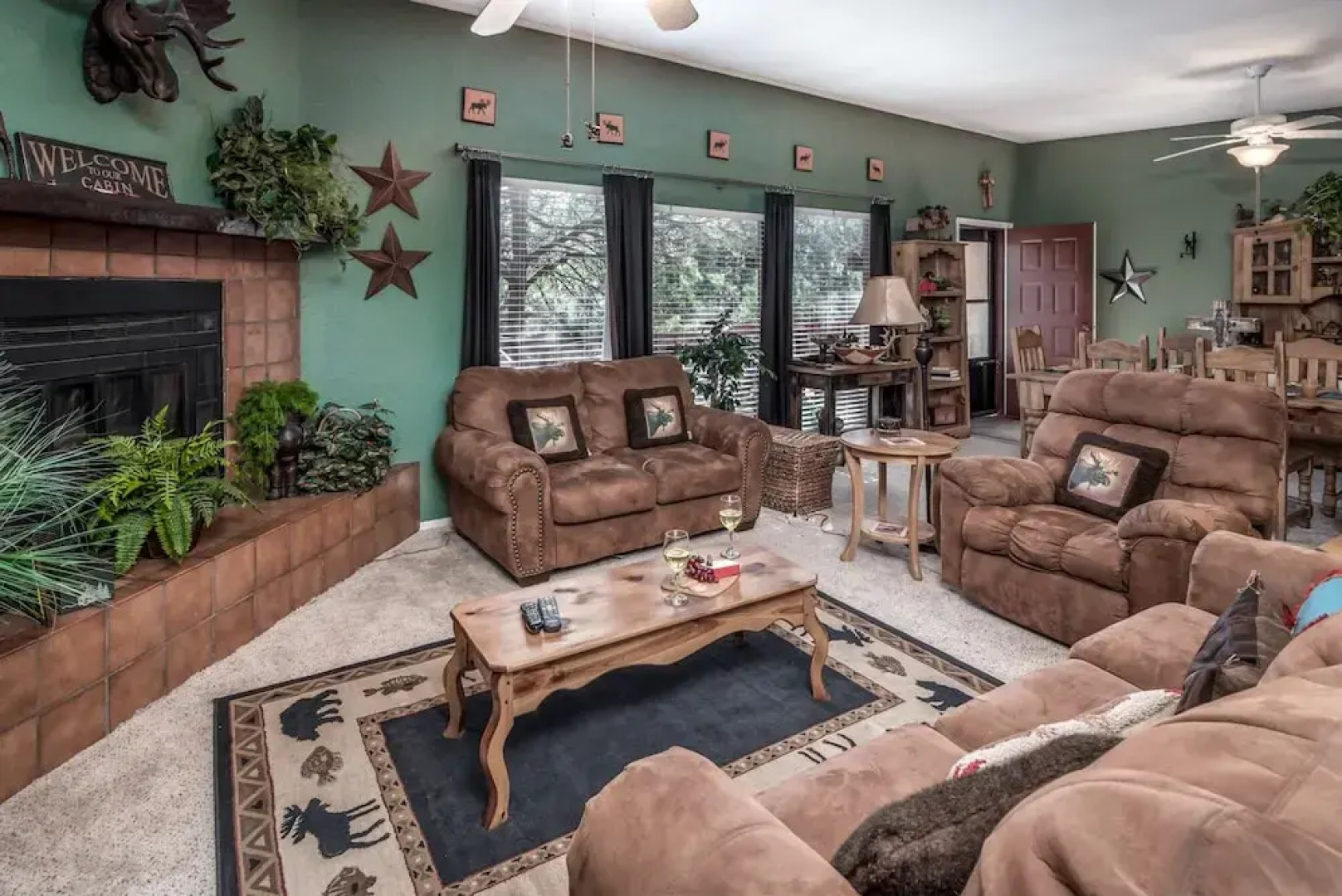 MOOSE3 - Three Bedroom Townhome