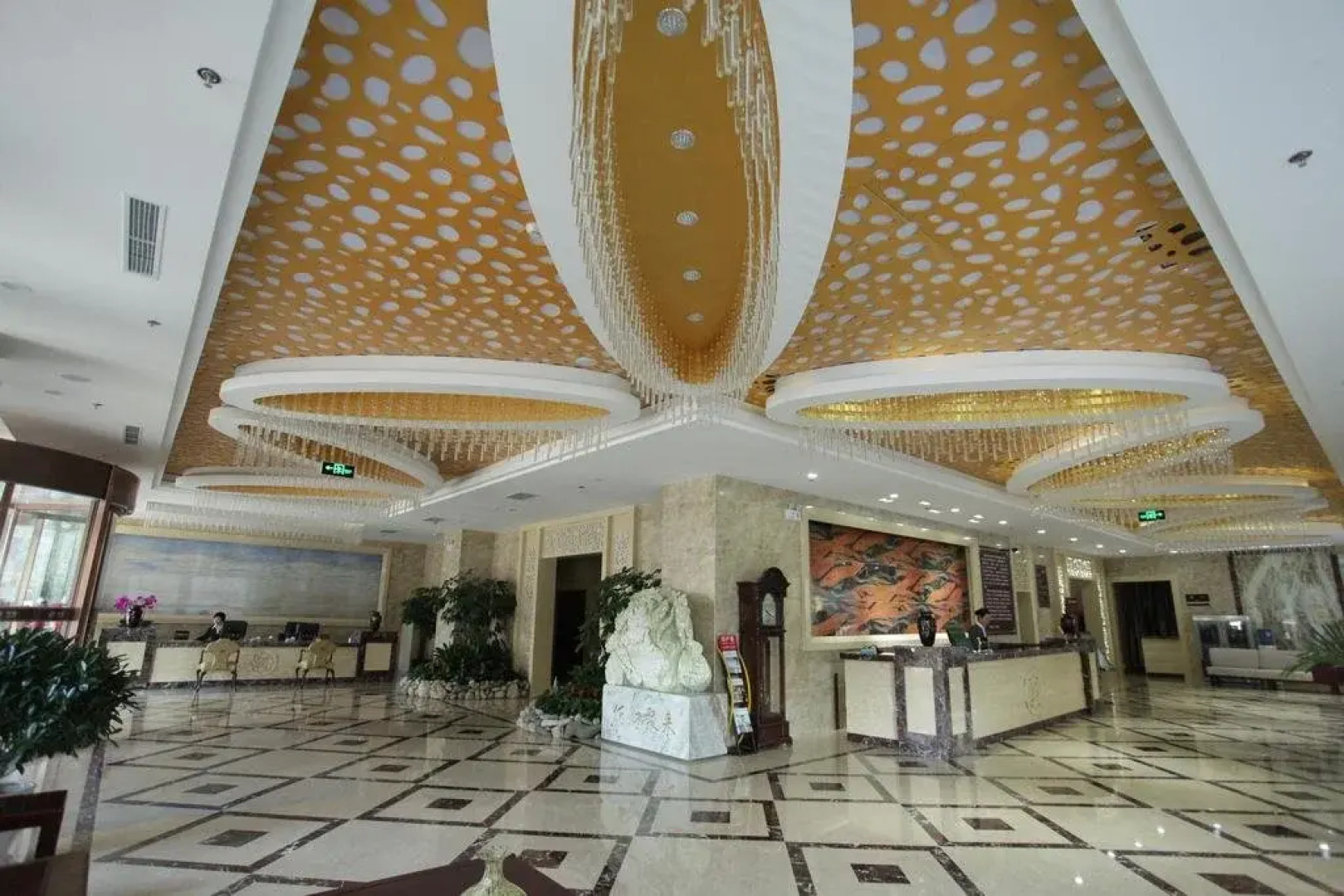 Weihai Happy Hot Spring Hotel