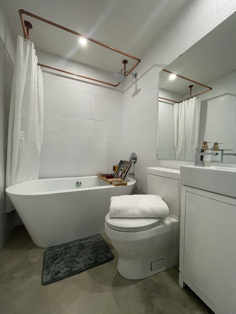 Suite III at The IV HAUS