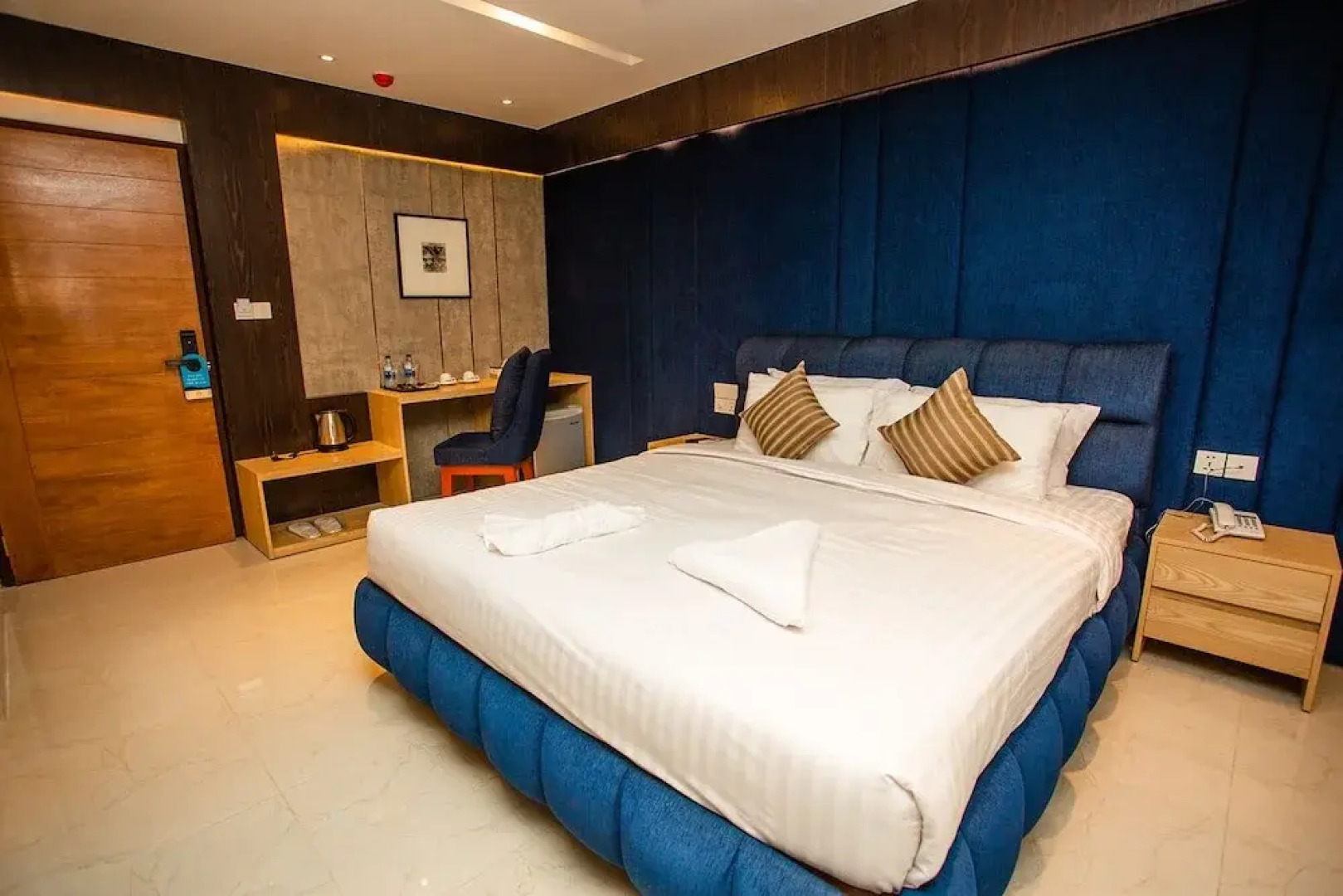 Royal Raj Hotel & Condominium