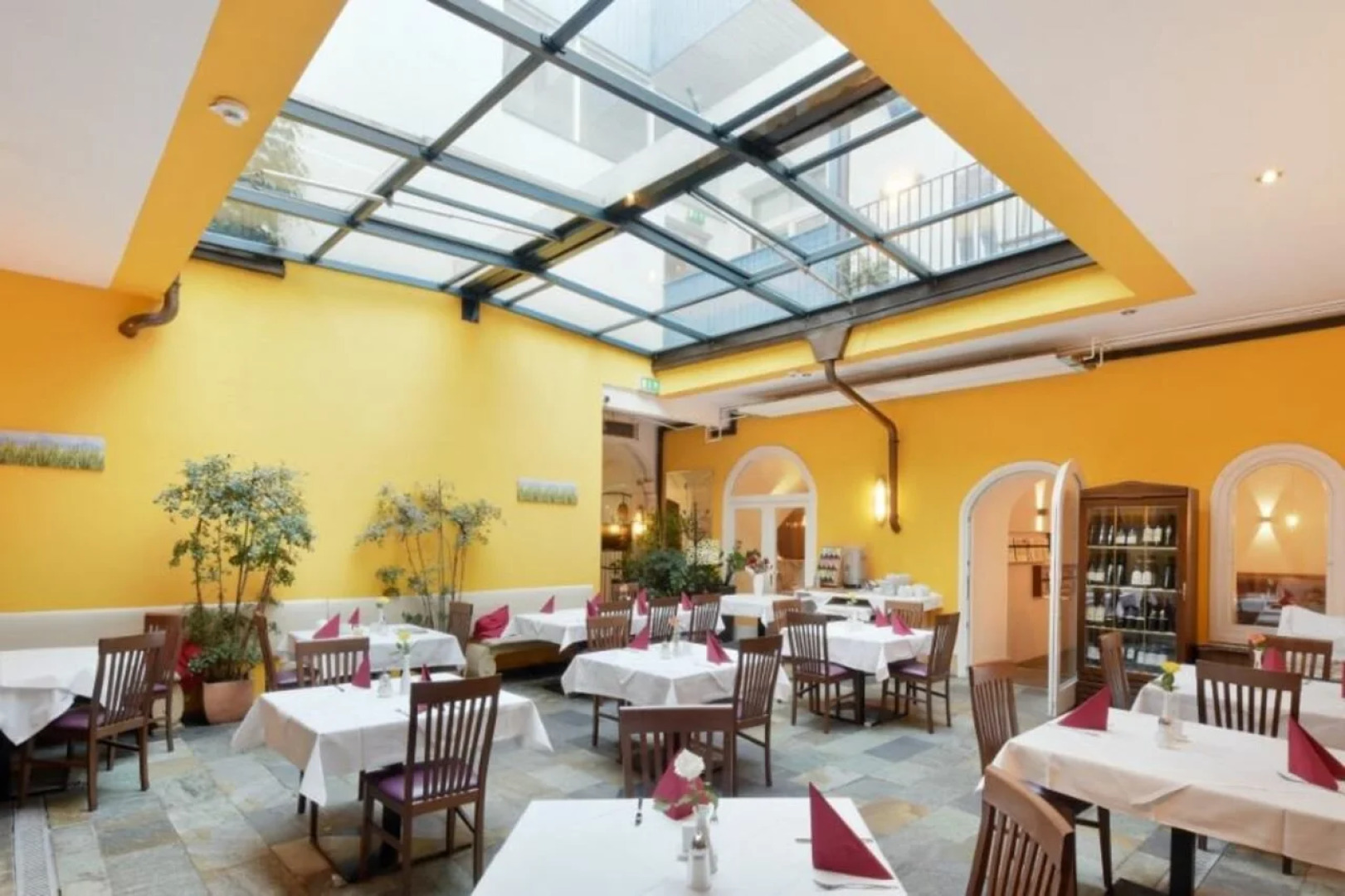 Boutique Hotel Dom - Rooms & Suites