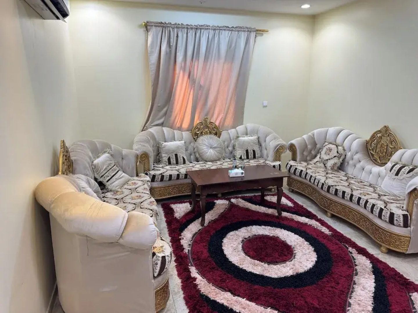 Nomas Palace Apparthotel Al Wadyan