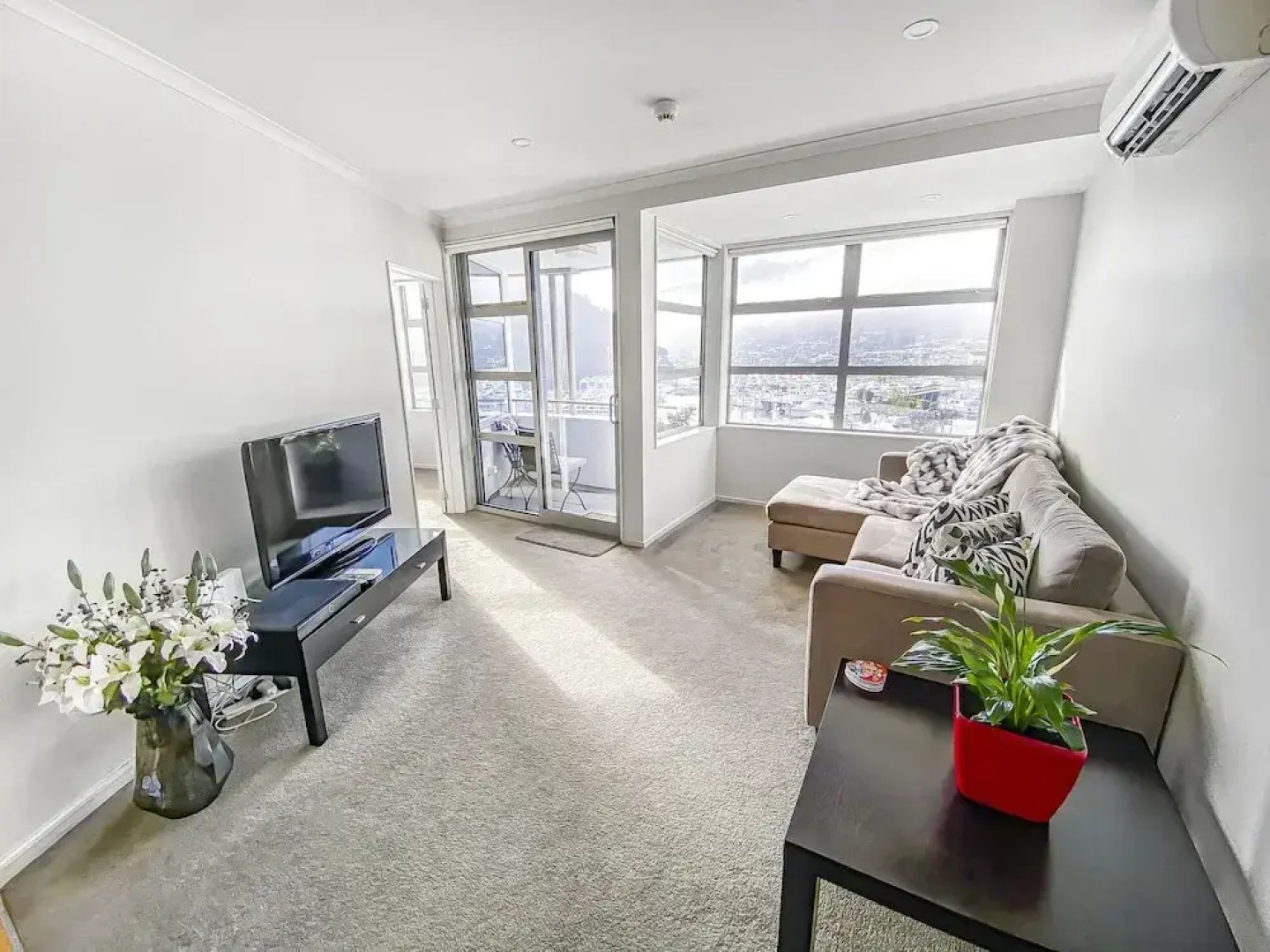 Picton Waterfront Apartments