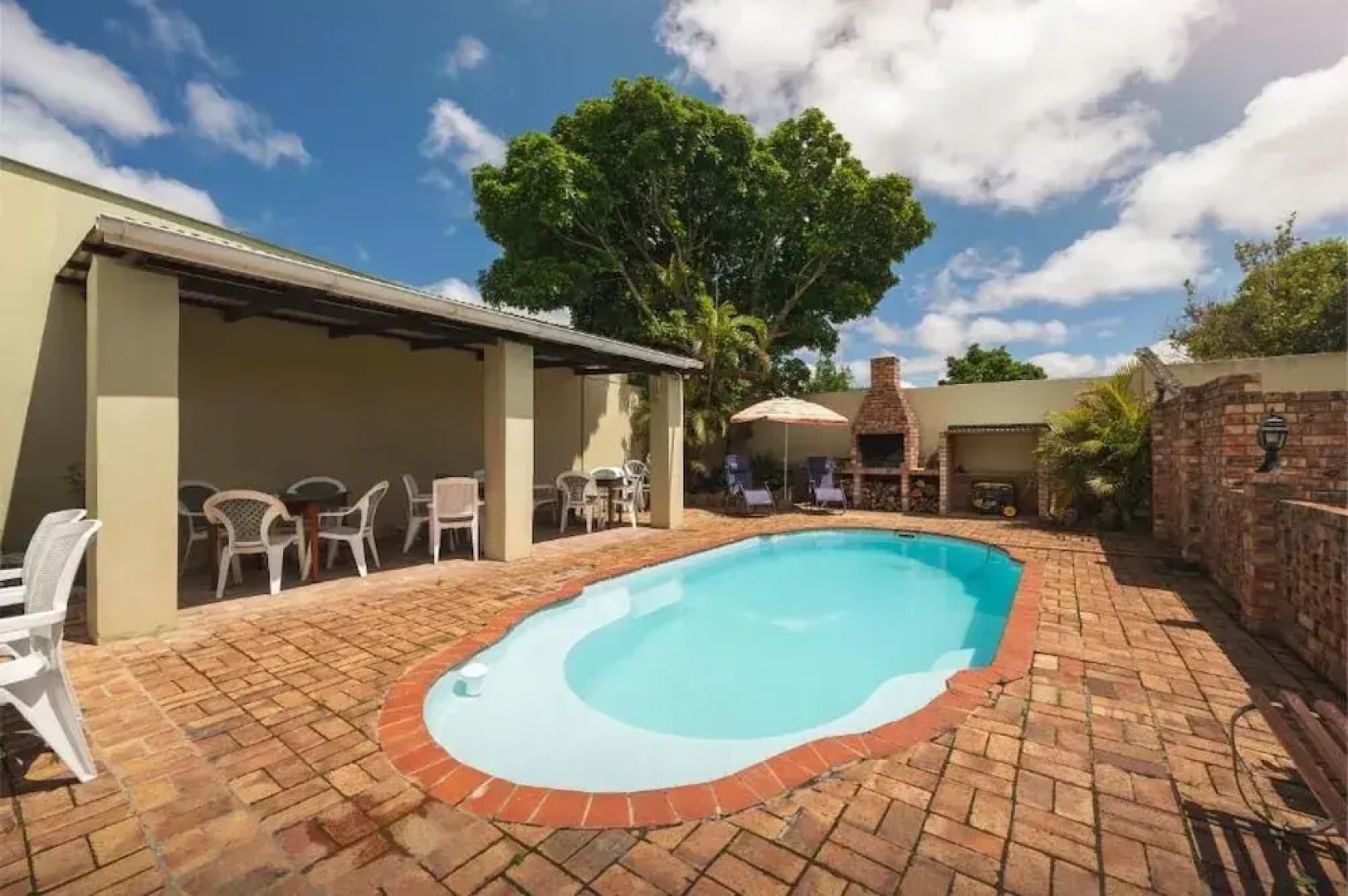 Oak Lodge Guesthouse