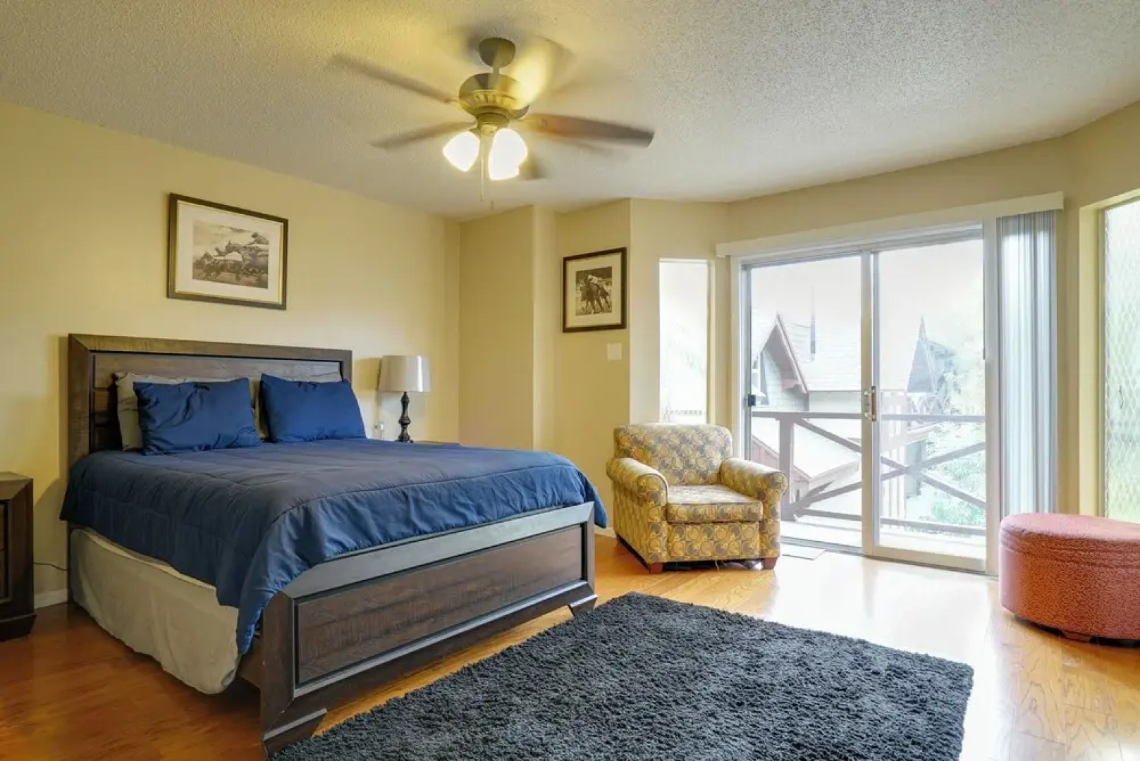 Cozy El Paso Condo w/ Patio ~ 7 Mi to Dtwn!