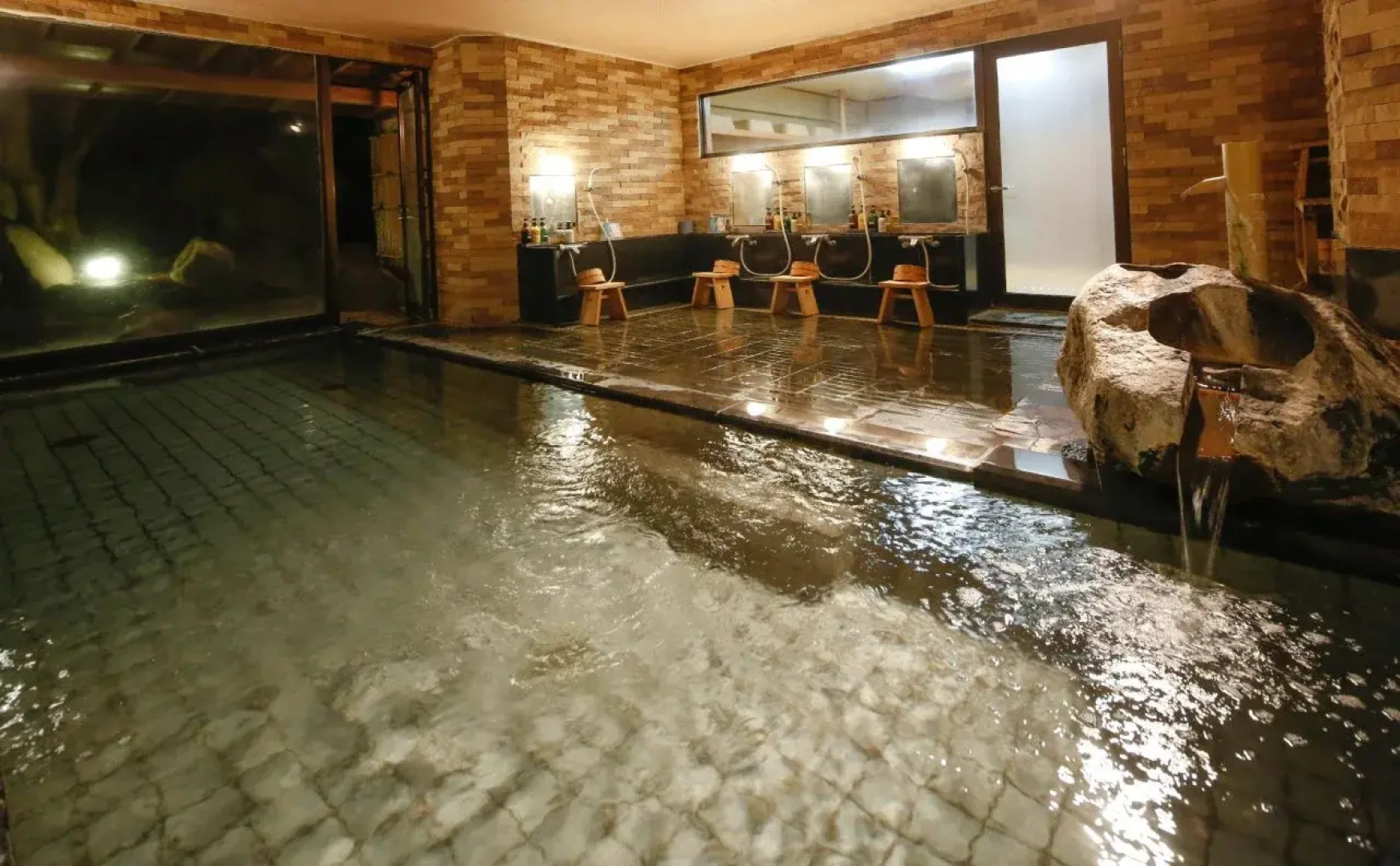 Manyou no Sato Hakuunsou