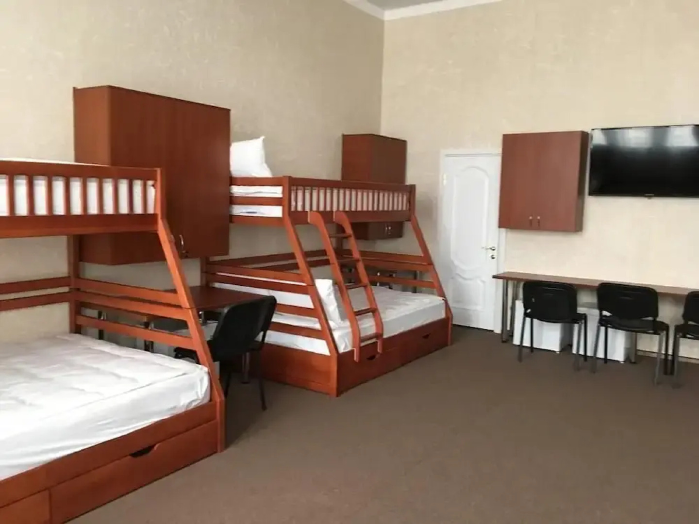 Отель и хостел Bessarabia