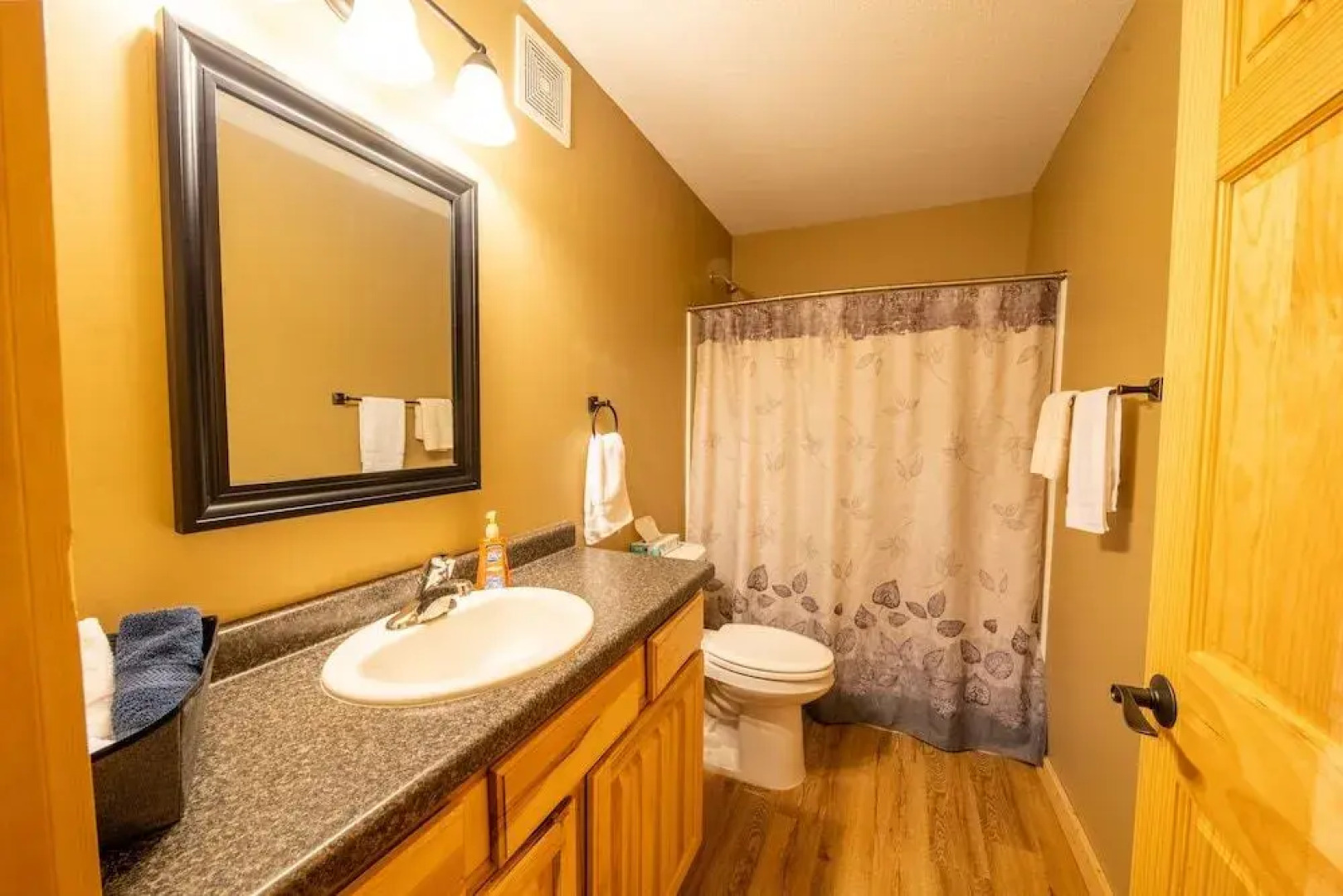 Appeldoorn's Sunset Bay Resort