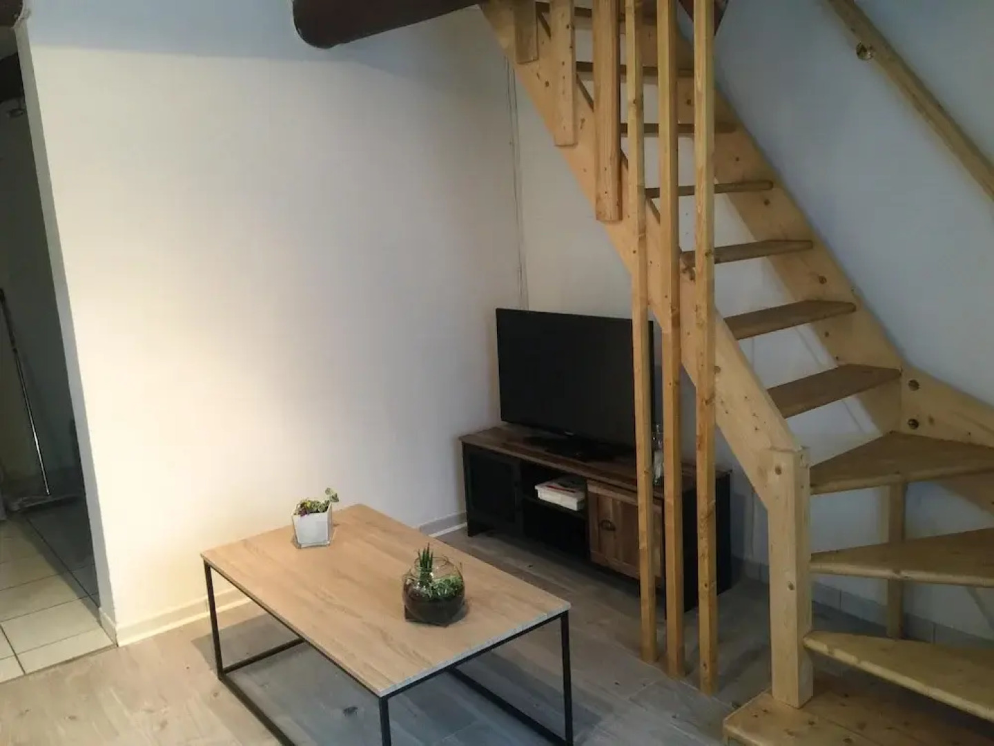 Apartment With one Bedroom in Monteux, With Wonderful City View and Wifi
