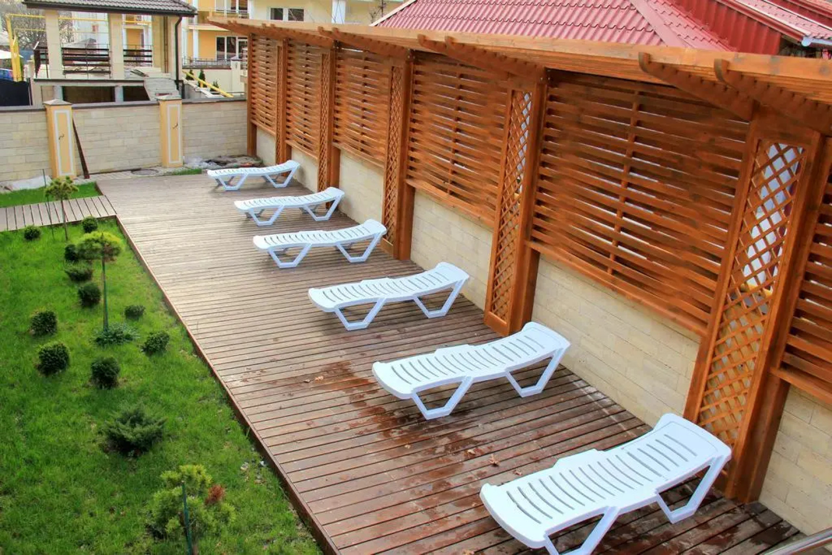 Отель Феерия