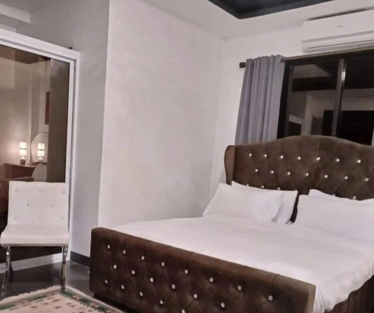 Gmb Arte' Hotel