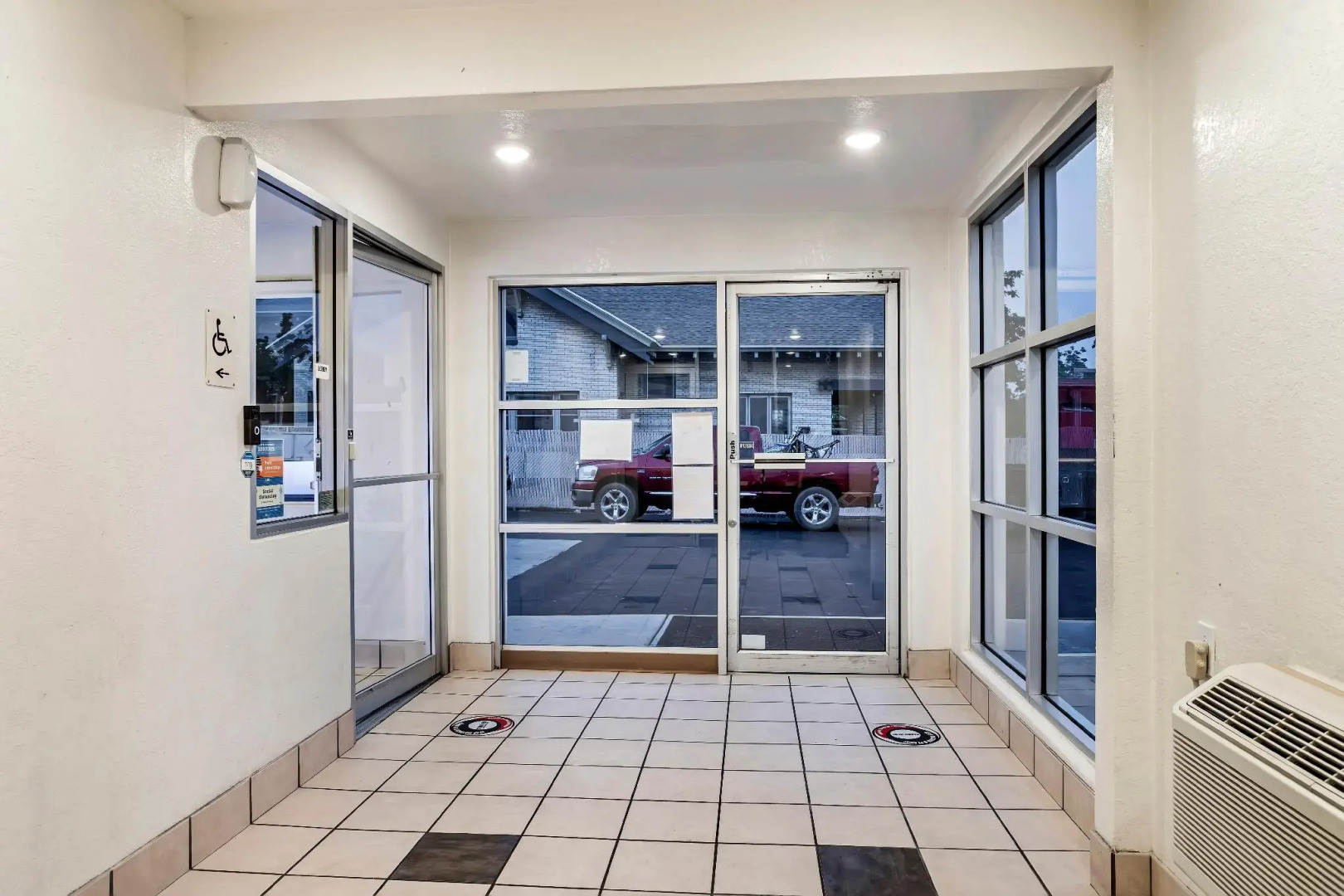 Motel 6 Ogden, UT- Downtown