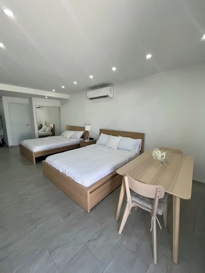 Sea Breeze Tunnel Hideaway 7