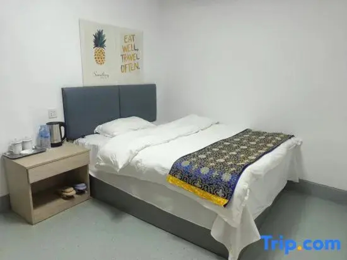 Yi Family Homestay (Shiping Ancient City Branch)