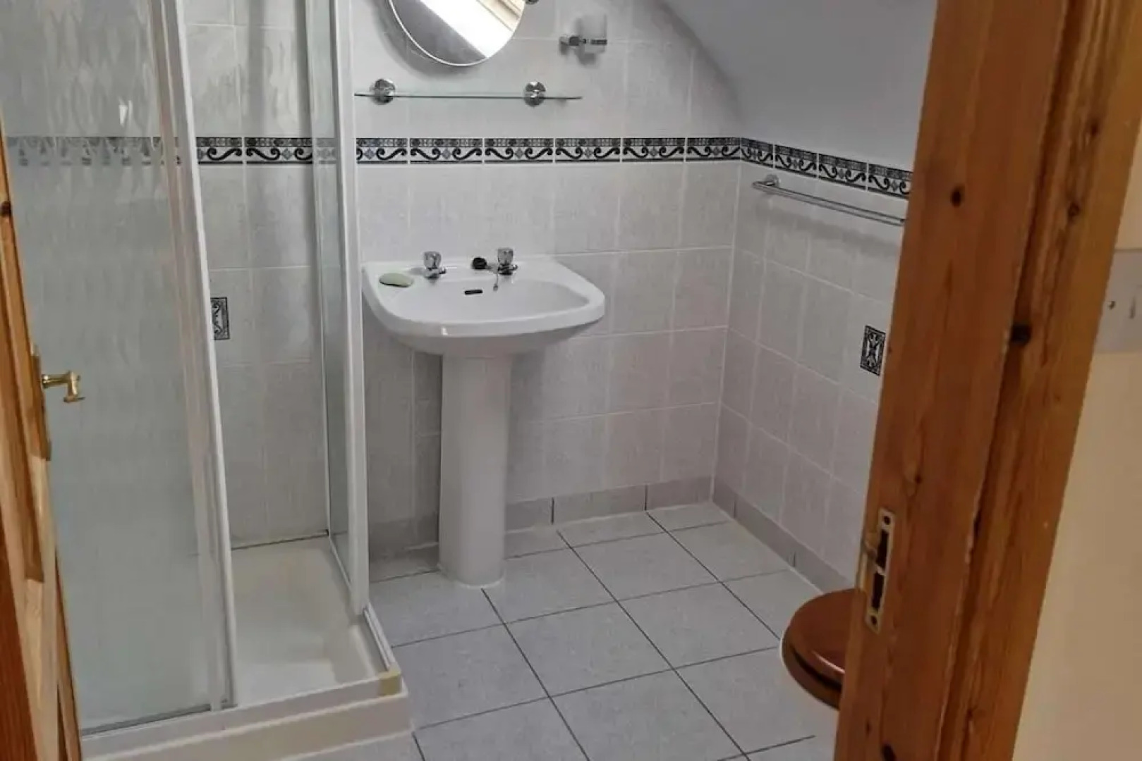 Villa Daffodil - Sleeps 2 & Stunning Seaside Views