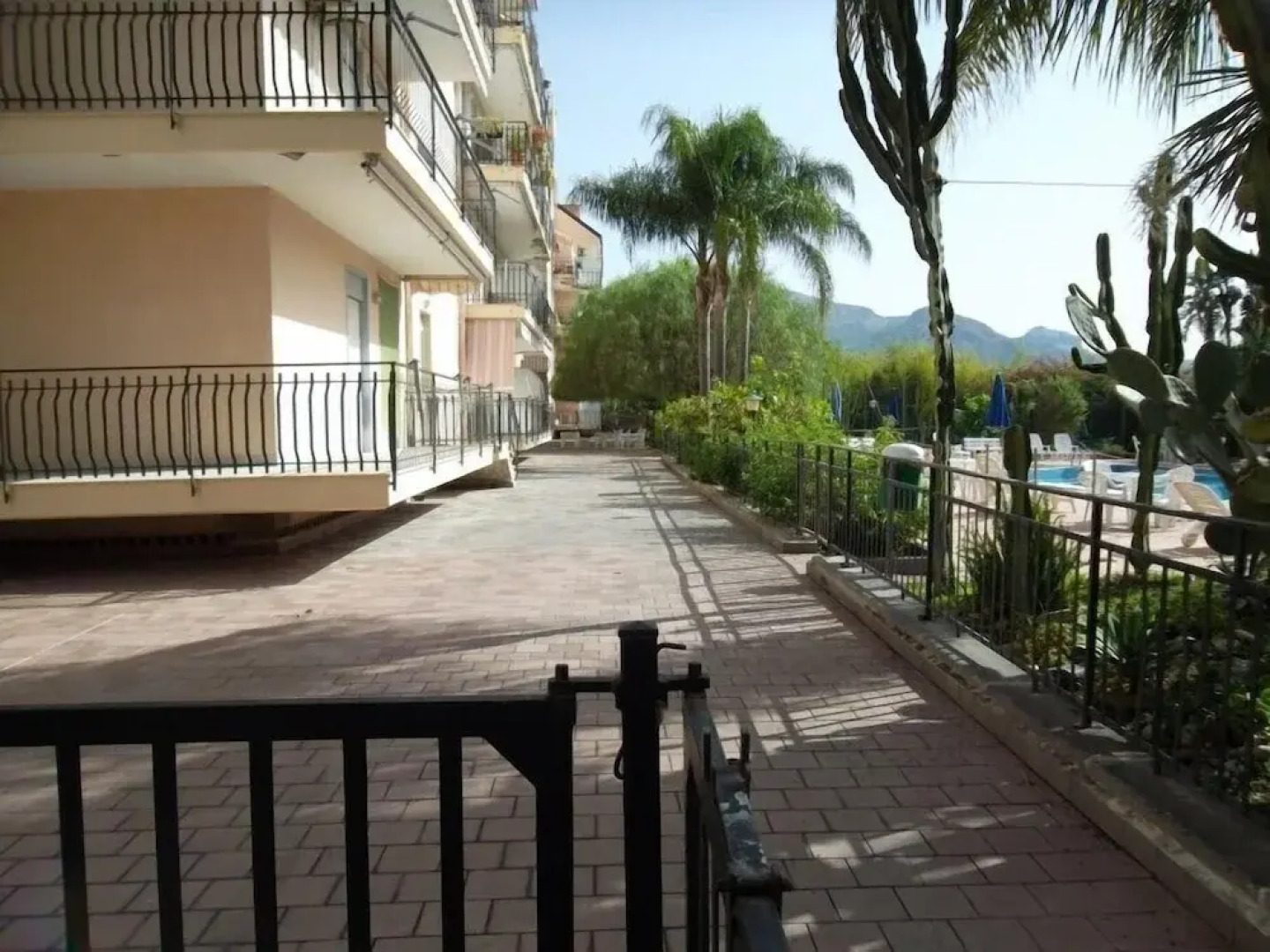 Bouganville Residence