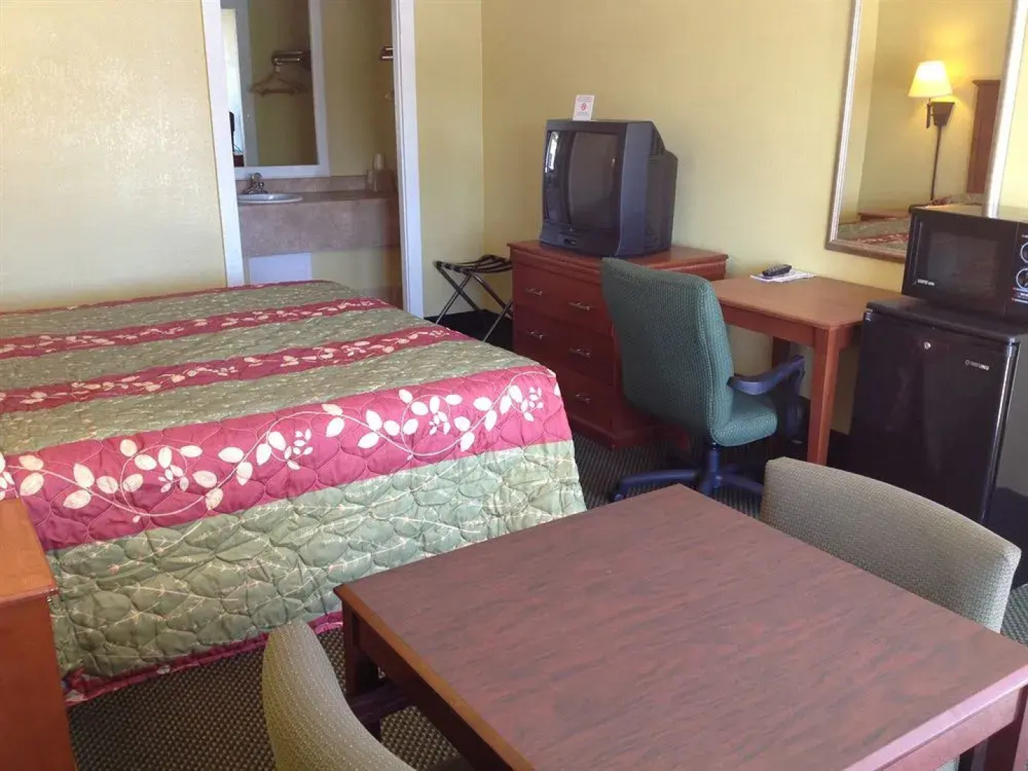 Americas Best Value Inn Conyers