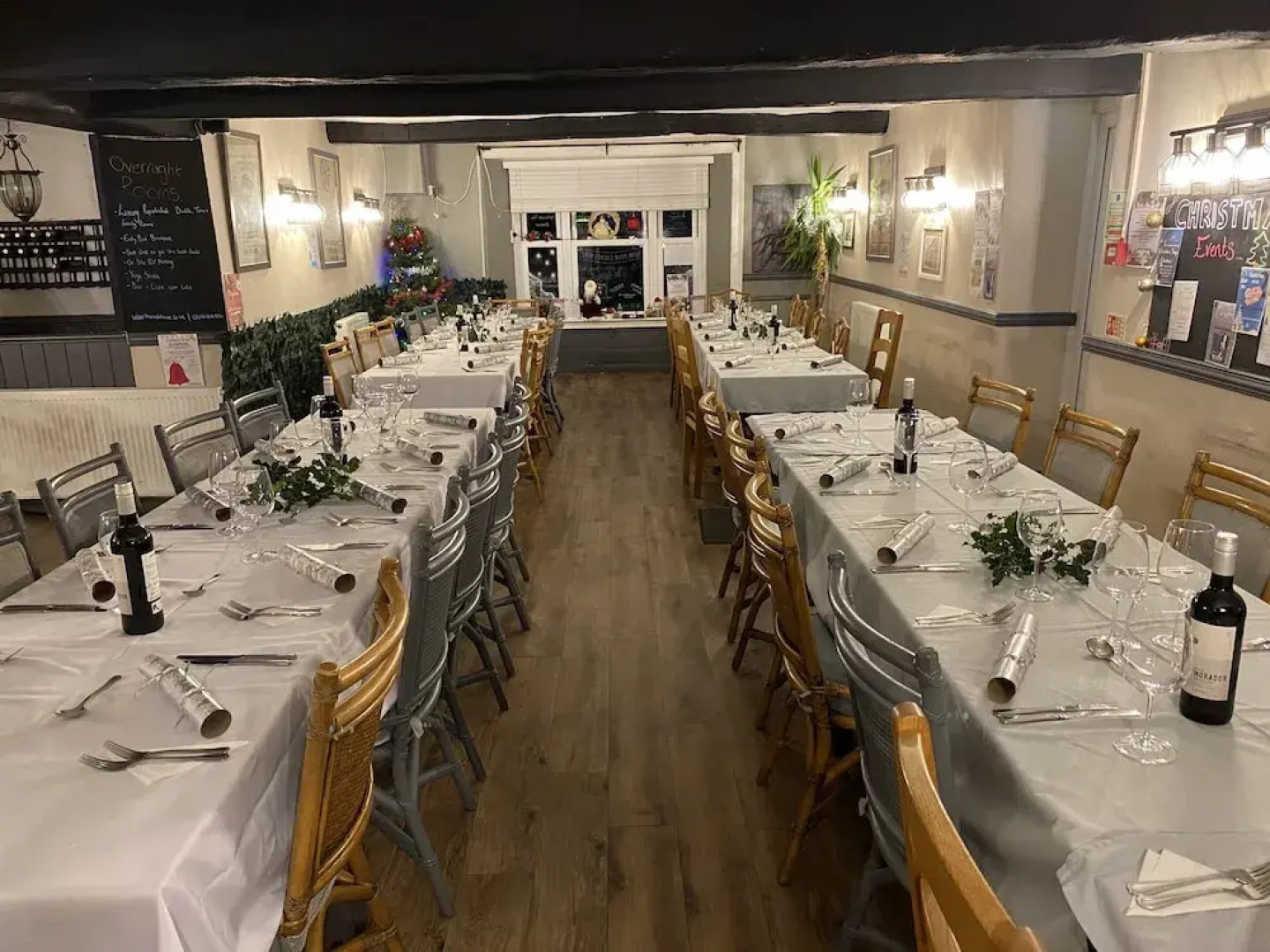 The Roade House Rooms