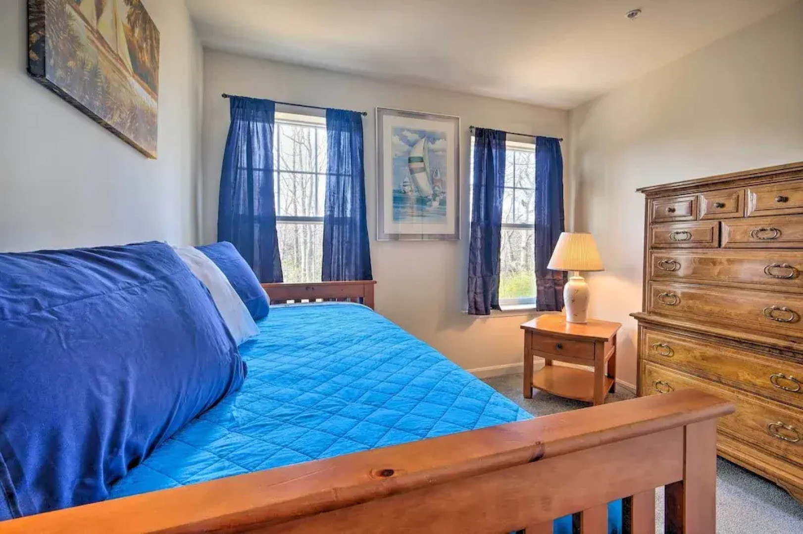 Riverside House w/ Kayaks, Piano & Fireplace