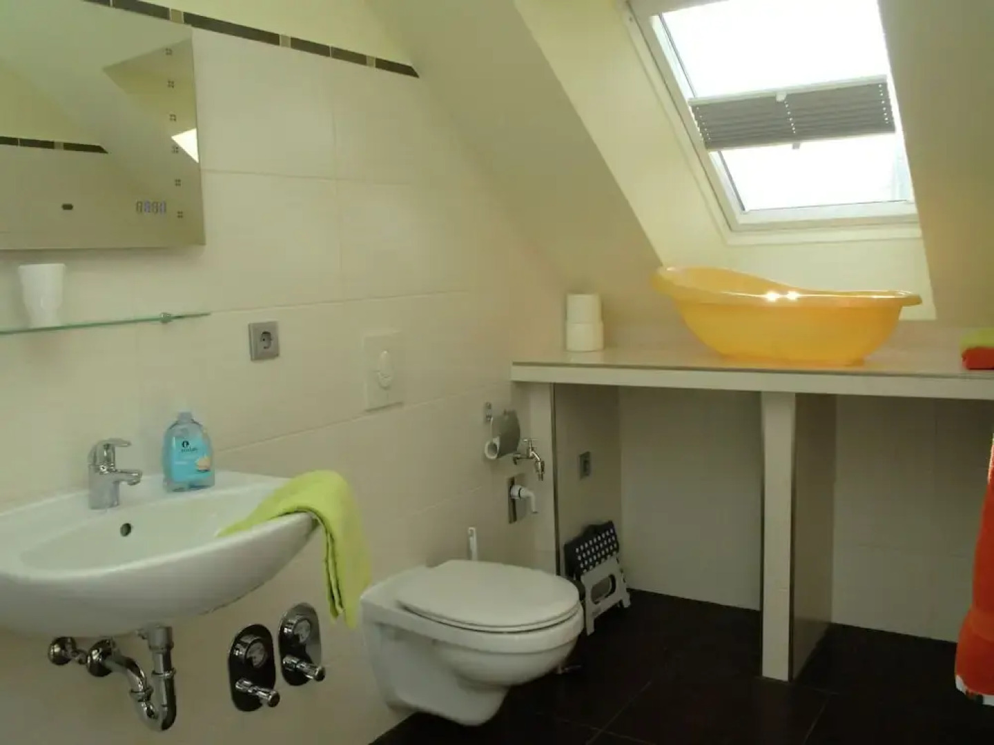 Splendid Apartment in Pepelow near Sea