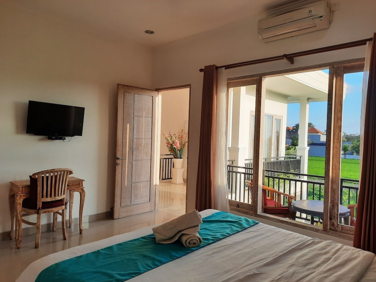 Mesare Guest House by Dwaraloka