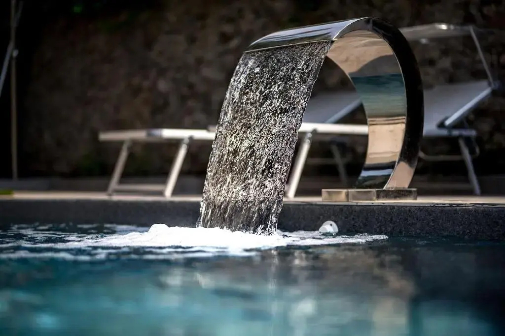 Maji Como Lake apartments