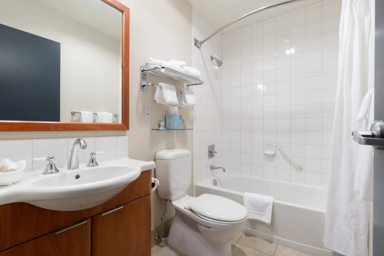 Ocean Promenade Hotel