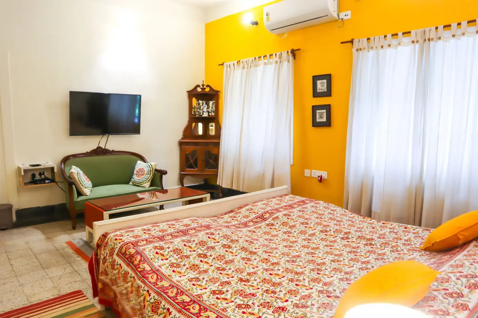 5/4 - Calcutta's freshest BnB