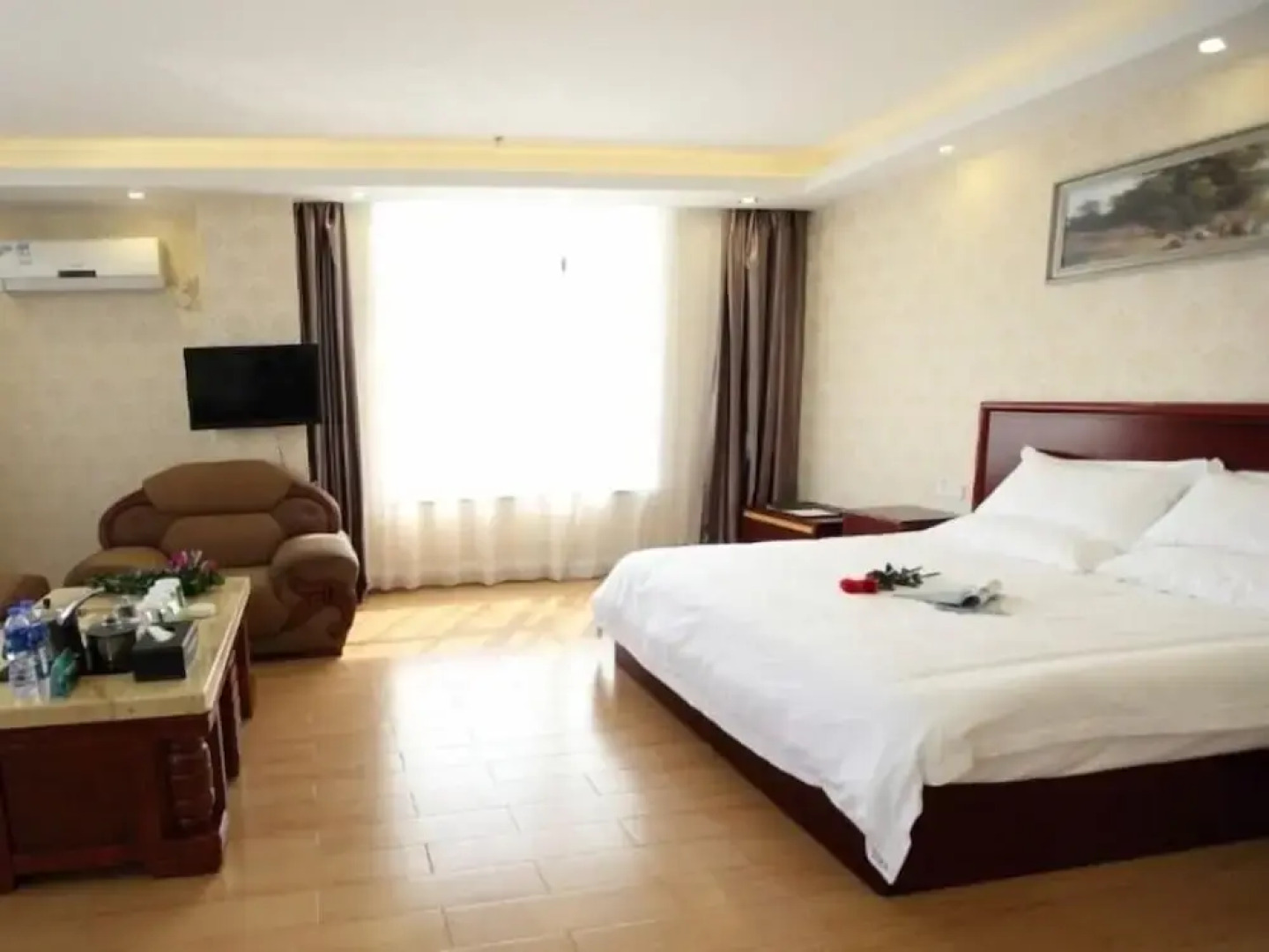GreenTree Business Inn HuiZhou South Railway Station DanShui RenMin Road Business Hotel