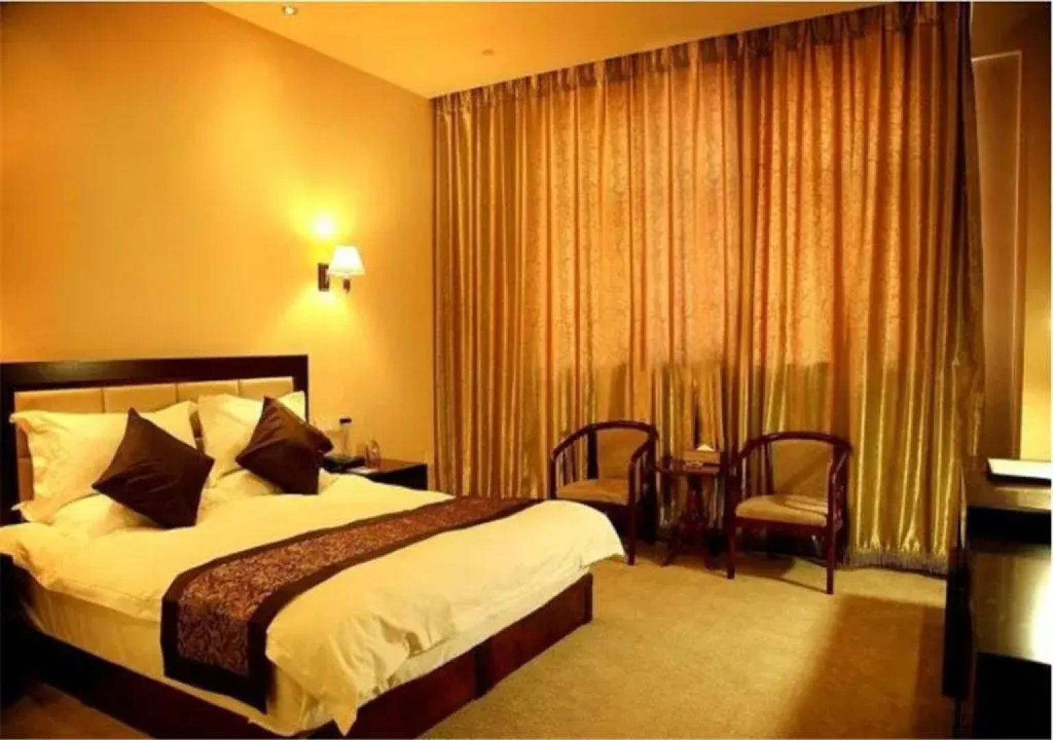 Zhuozhou Shuian Huacheng Hotel